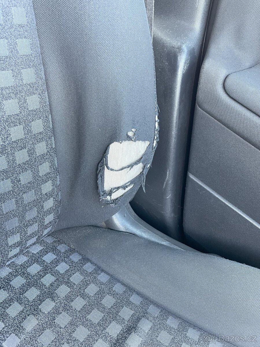 Renault Megane II kombi 1,5 dCi 78 kW - tažné zařízení - 13