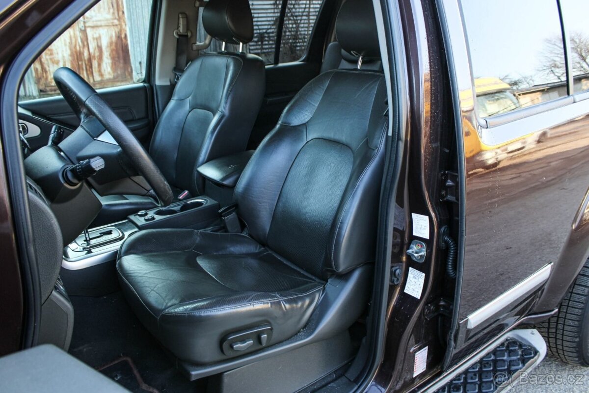 Nissan Pathfinder 3.0 V6 A/T 7MIEST - 13