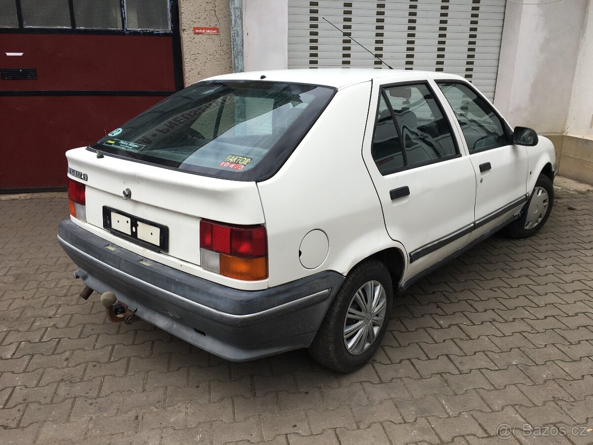 Renault 19 - 13