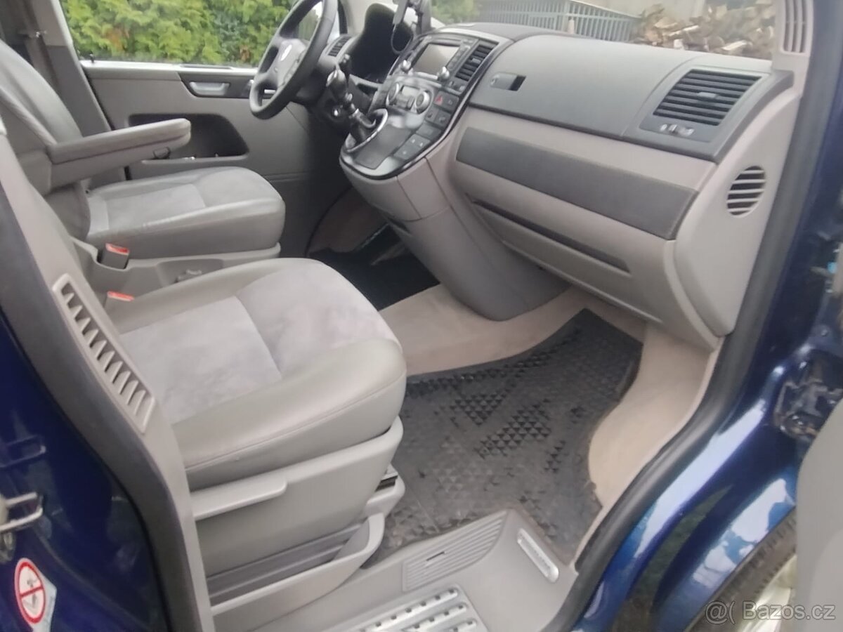 VW Multivan T5 - 13