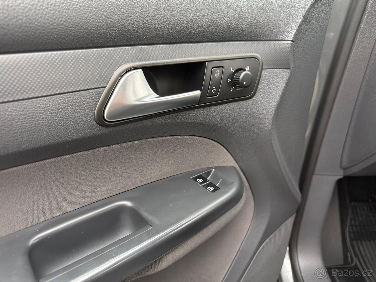 Volkswagen Caddy 1.6 TDI 75kW rok 2013 - 13