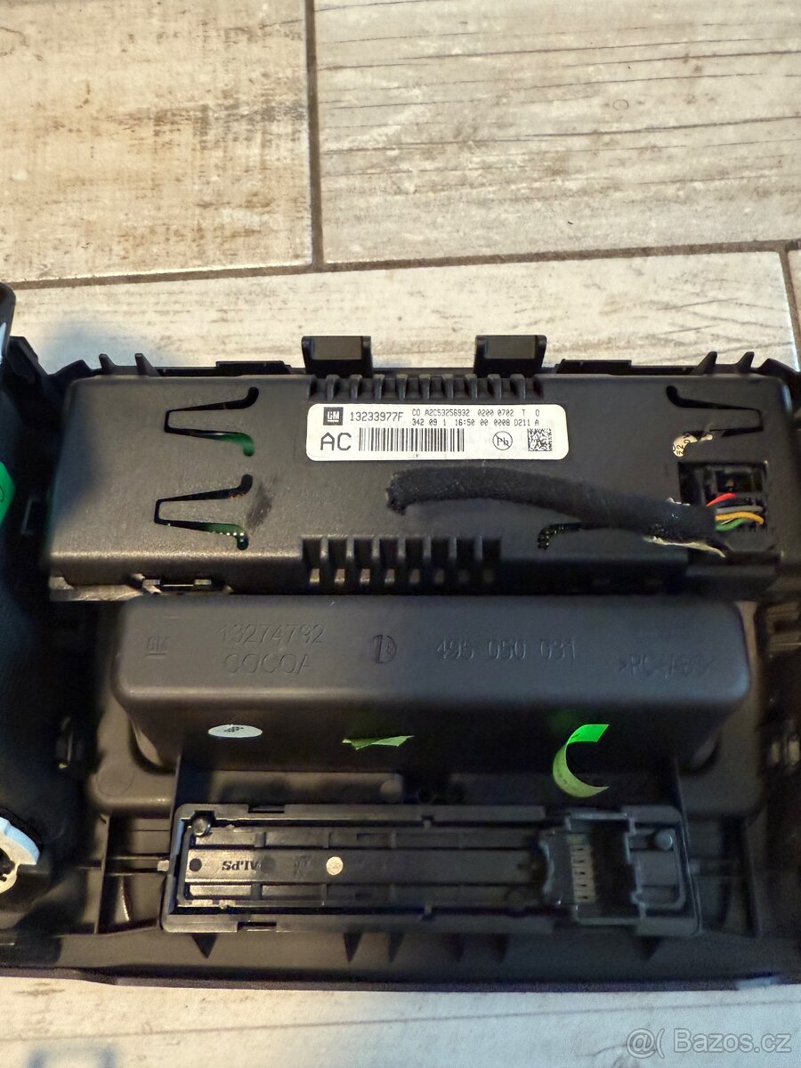 Zbytky Opel Insignia - 13