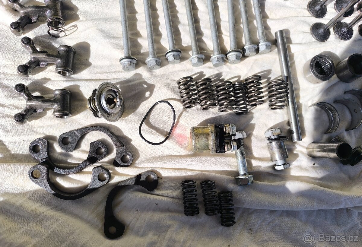 Kawasaki GPZ 500 - 13