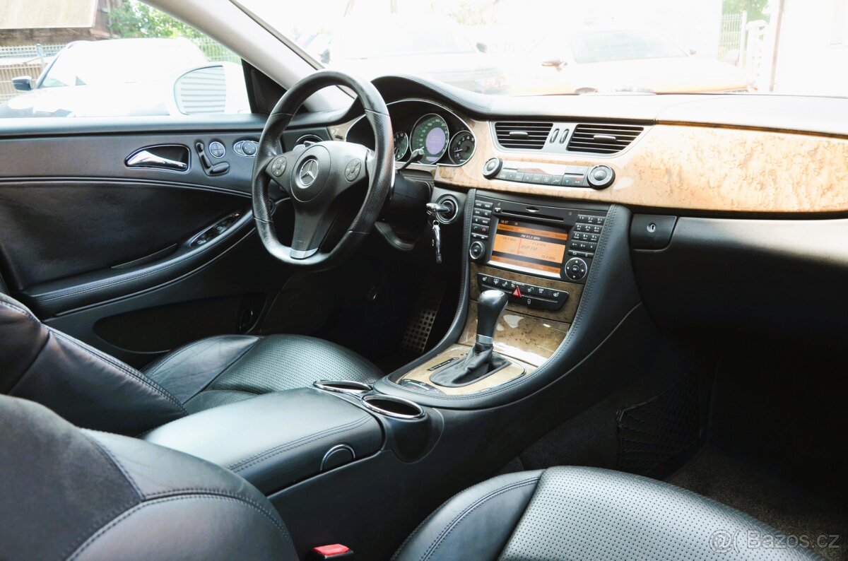 Mercedes Benz CLS 63 AMG JAPAN - 13