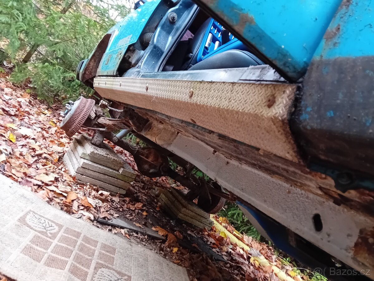 Prodám ND na Jeep Cherokee Renix XJ 4.0 - 13