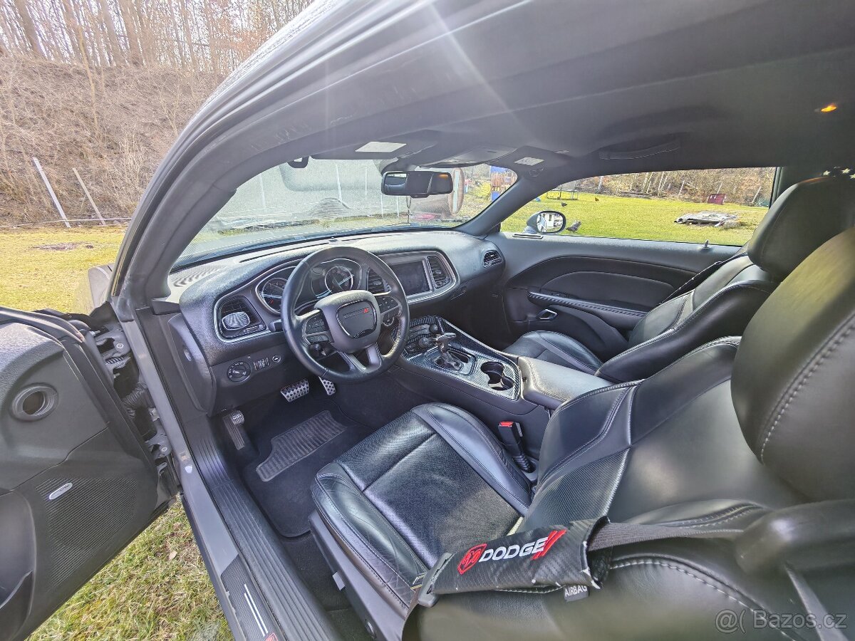 Dodge Challenger 3.6 227kw r.v 2019 - 13