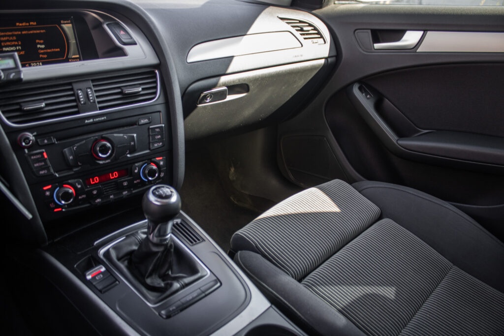 Audi A4, 2009 105kW - 13