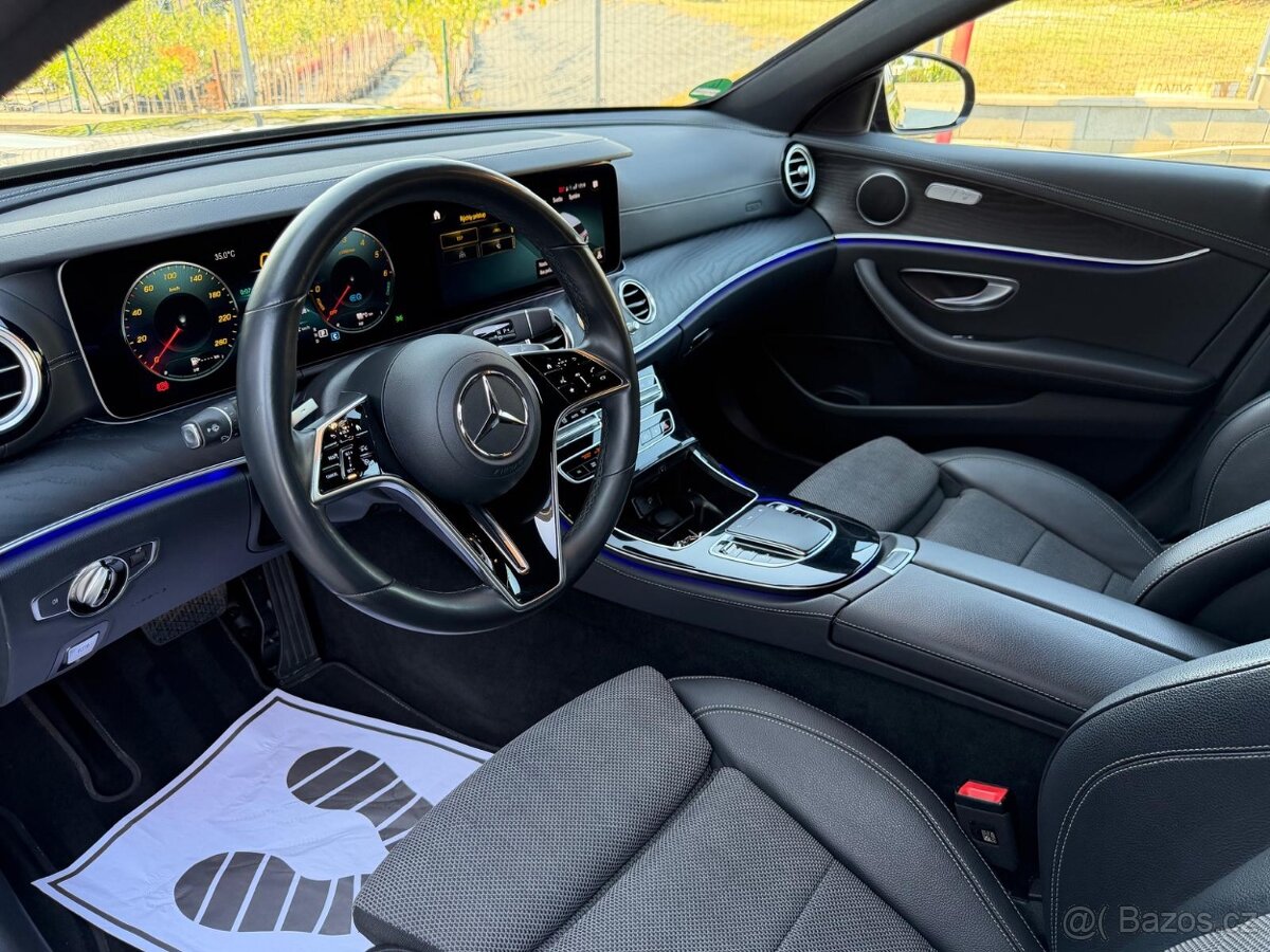 Mercedes Benz E300de 4MATIC AMG - 13