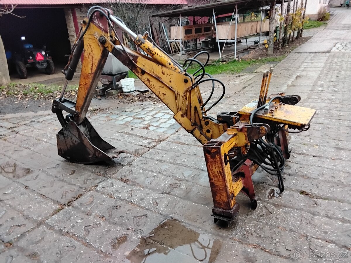 Podkop na smykoví nakladač - 13