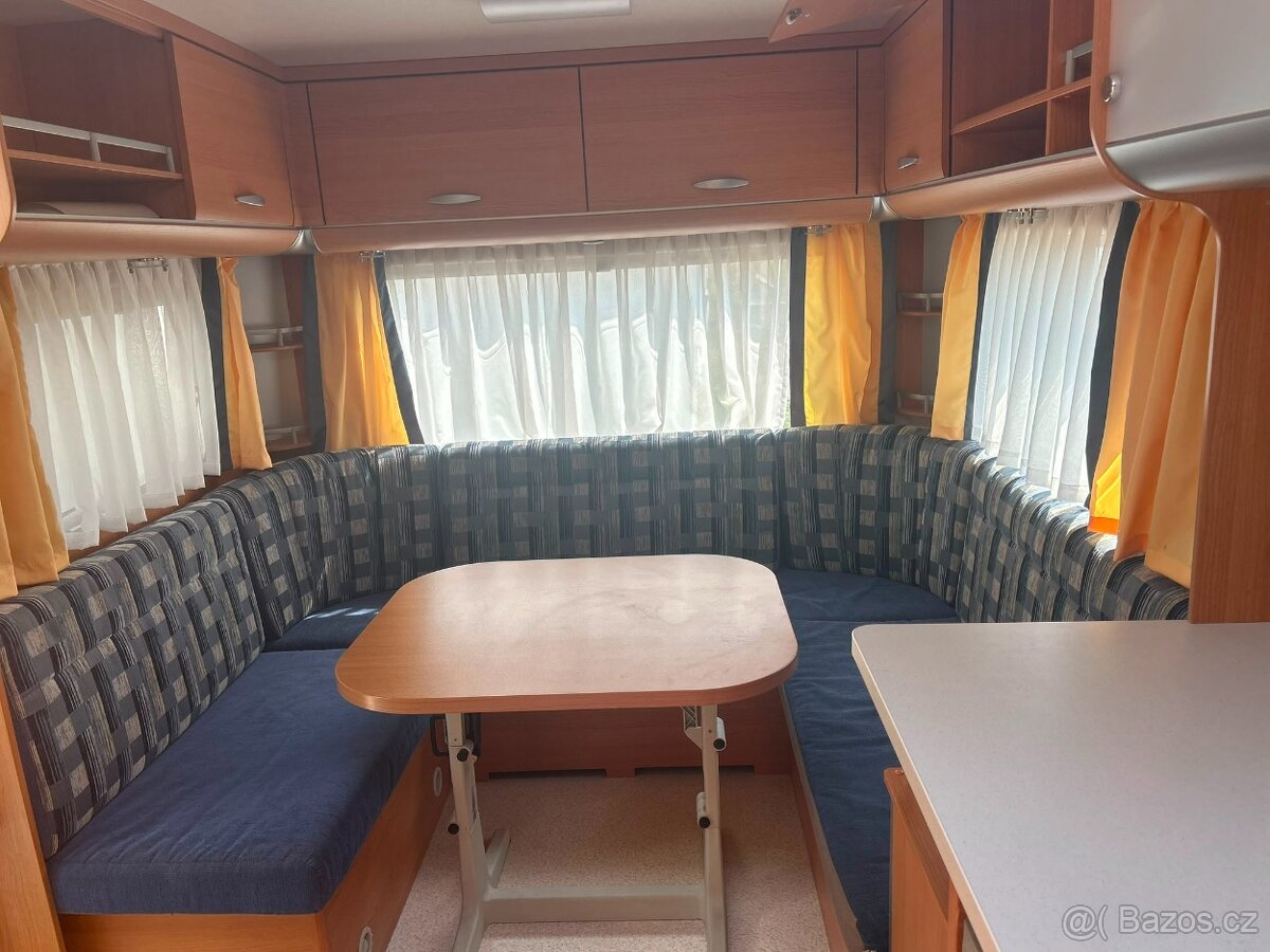 Karavan knaus sport s klimatizací a moverem - 13