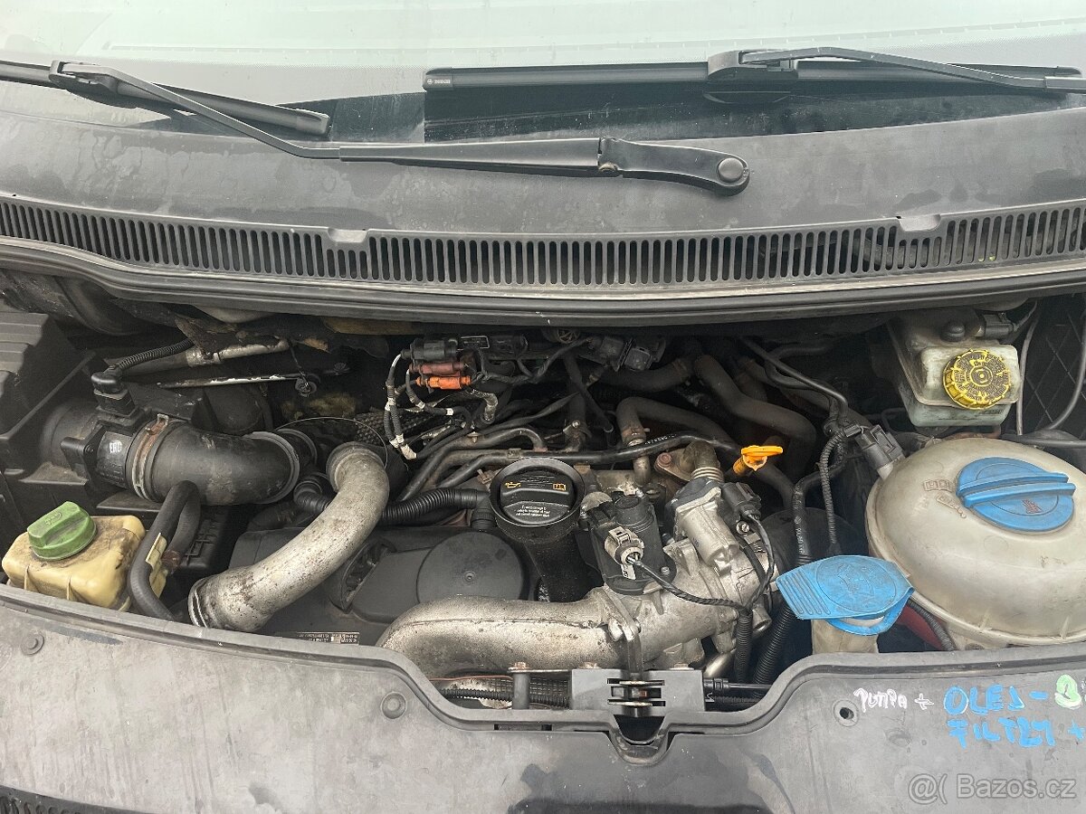 Vw caravelle 2.5 tdi - 13