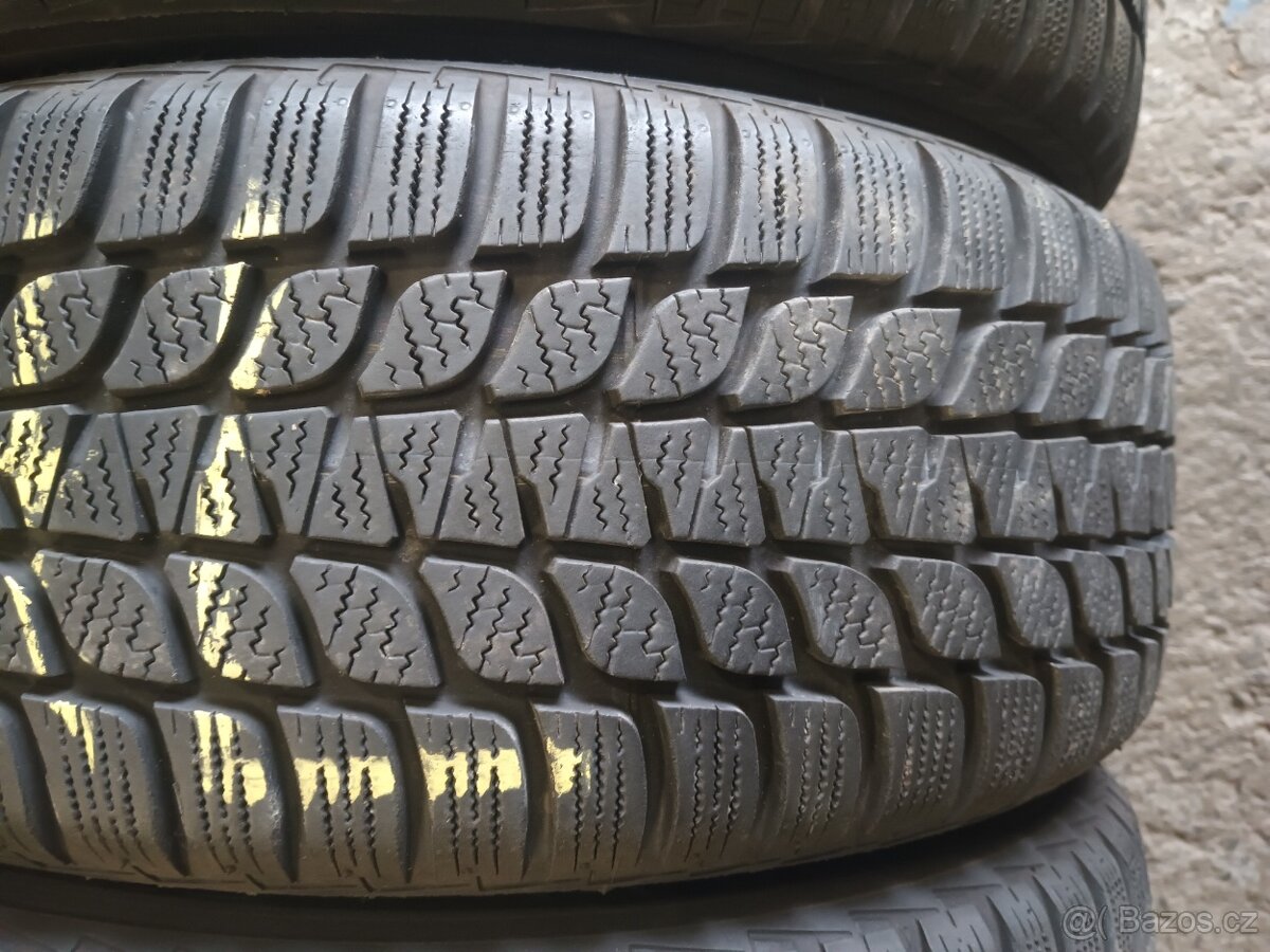 Sada zimních pneu 195/55/16.Bridgestone. - 13