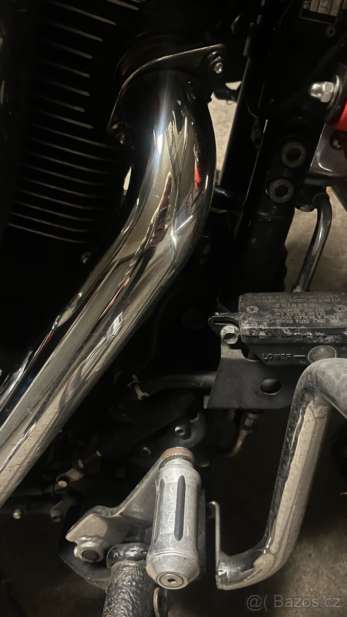 Suzuki VL 1500 Intruder LC | 1462 ccm | Silný cruiser - 13