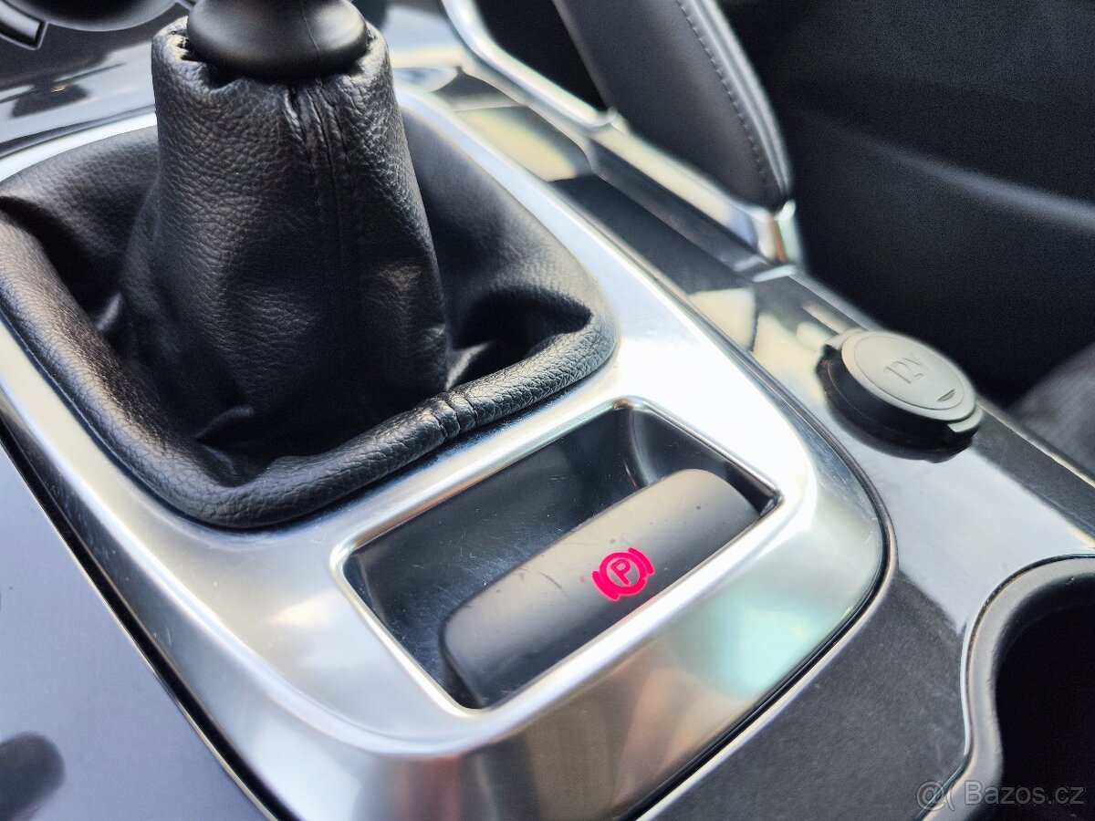 Peugeot 3008 1.6 THP/115kW Premium - 13