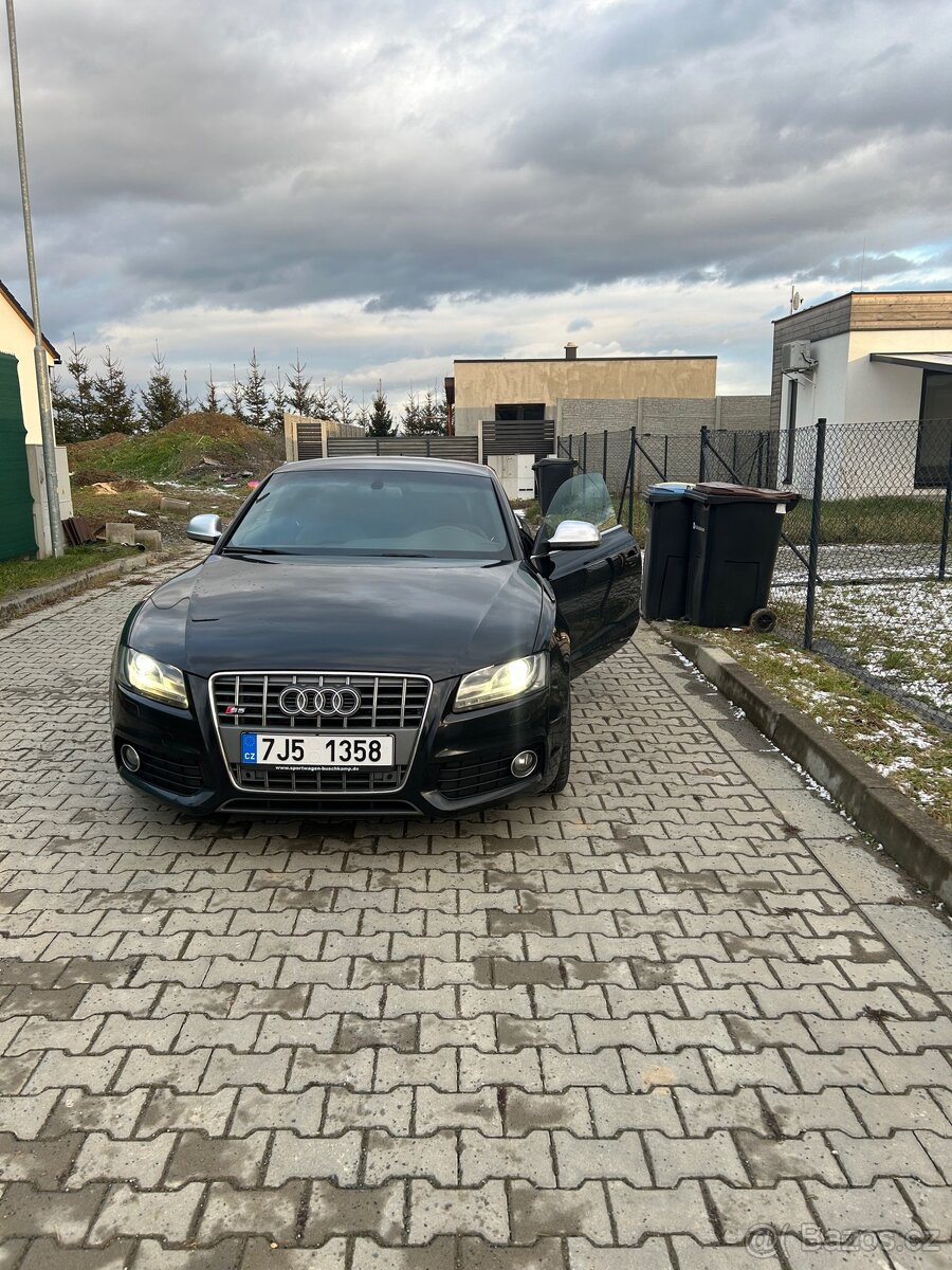 Audi a5 3.0 tdi max výbava - 13