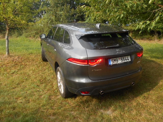 Jaguar f Pace 221kw v6 nafta AWD - 13