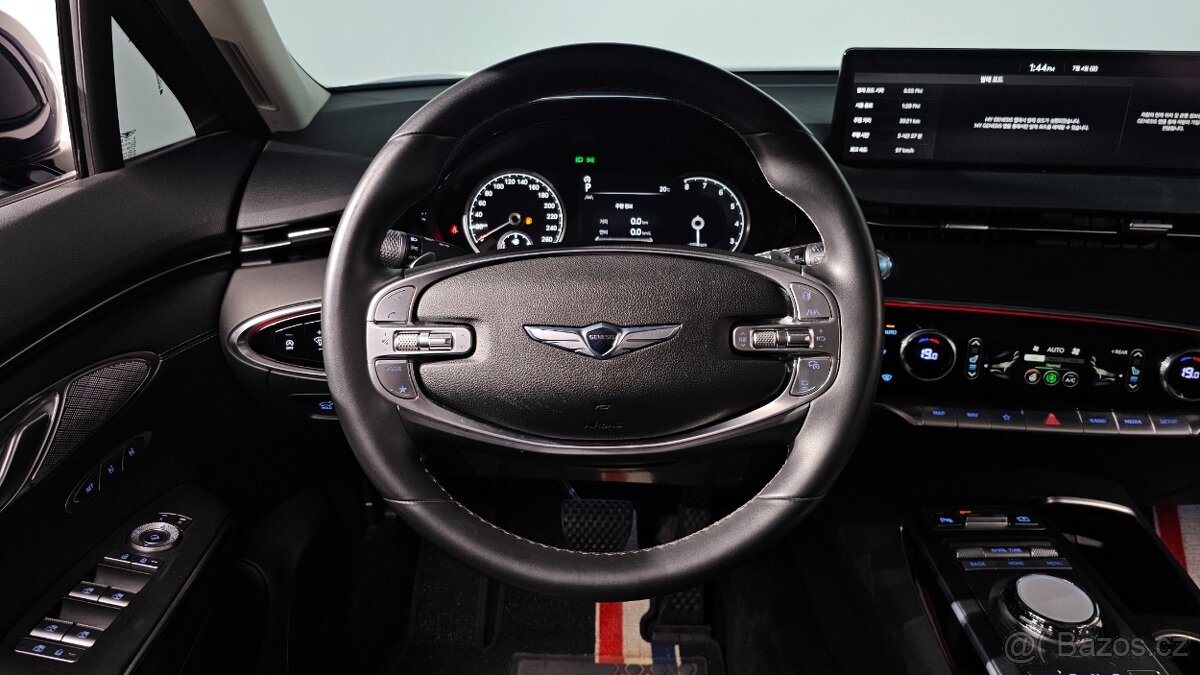 2021 GENESIS GV70 AWD 2.5T 304HP - 13