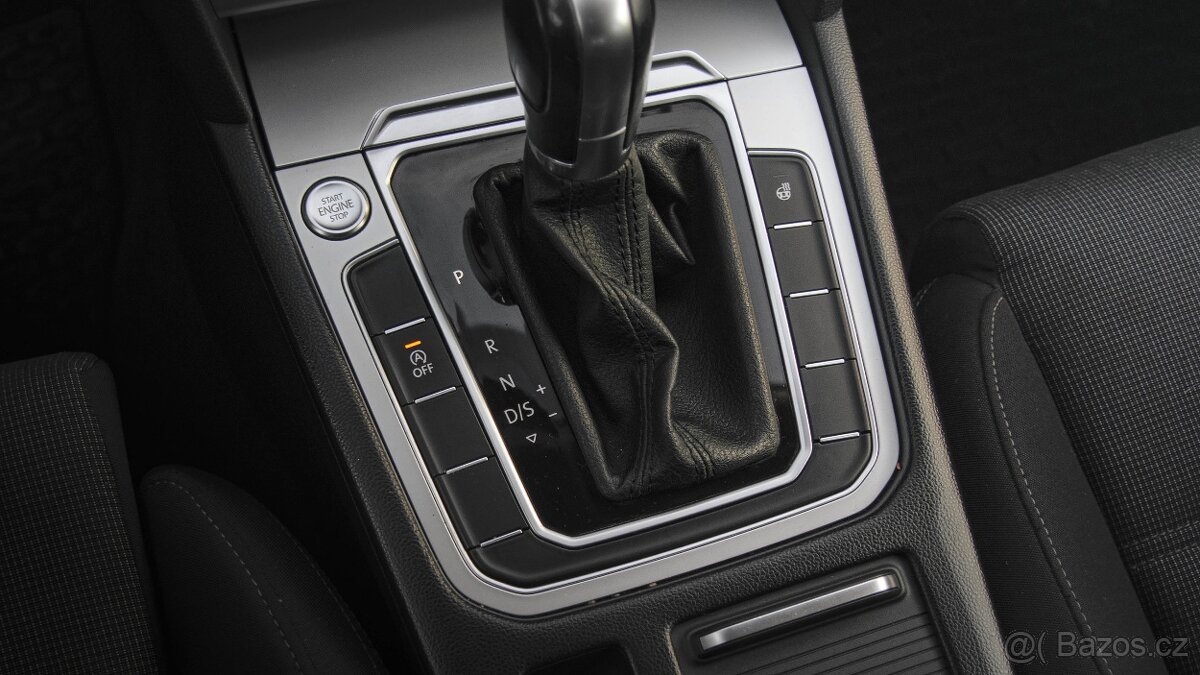 Volkswagen Passat, 2,0/110kW DSG Tažné Adapt.temp - 13