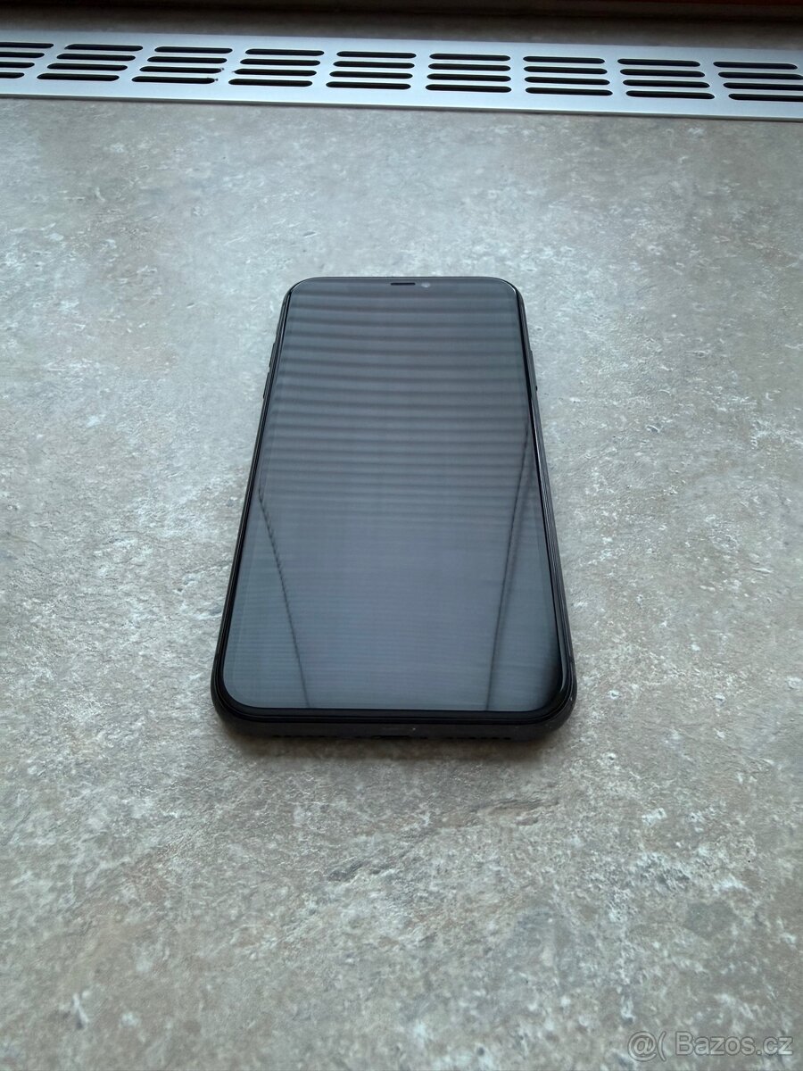 iPhone 11 64GB - 13
