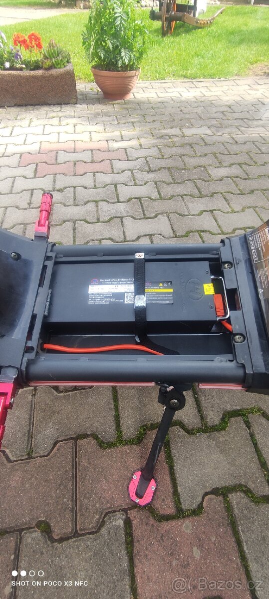Elektrokoloběžka,skútr,moped. - 13