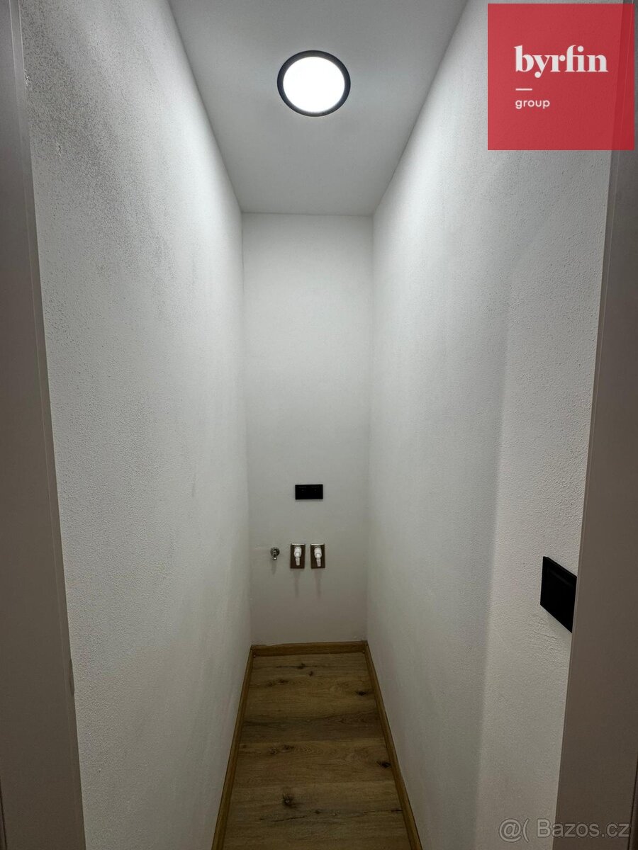 Prodej bytu 3+KK po rekonstrukci - 13