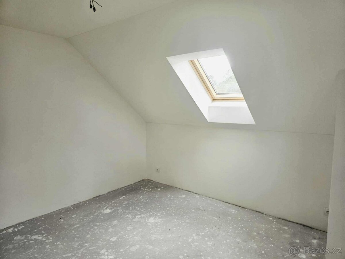 Pronájem rodinného domu 6+1, 183 m2 - 13