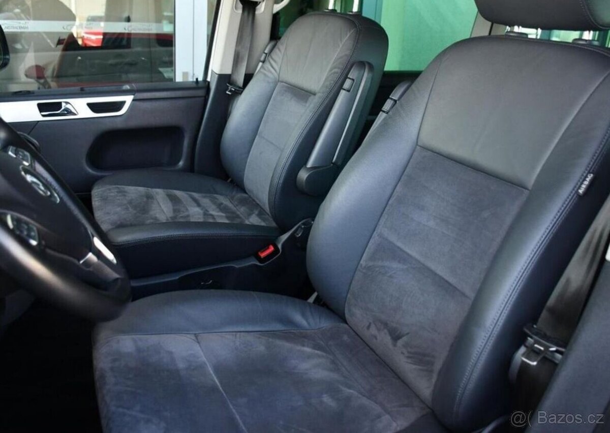 Volkswagen Multivan 2.0TDi ČR 7.MÍST TAŽNÉ M.TOP - 13