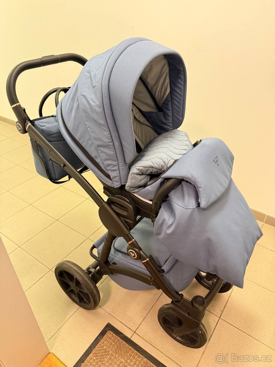 Kočárek JUNAMA - 13