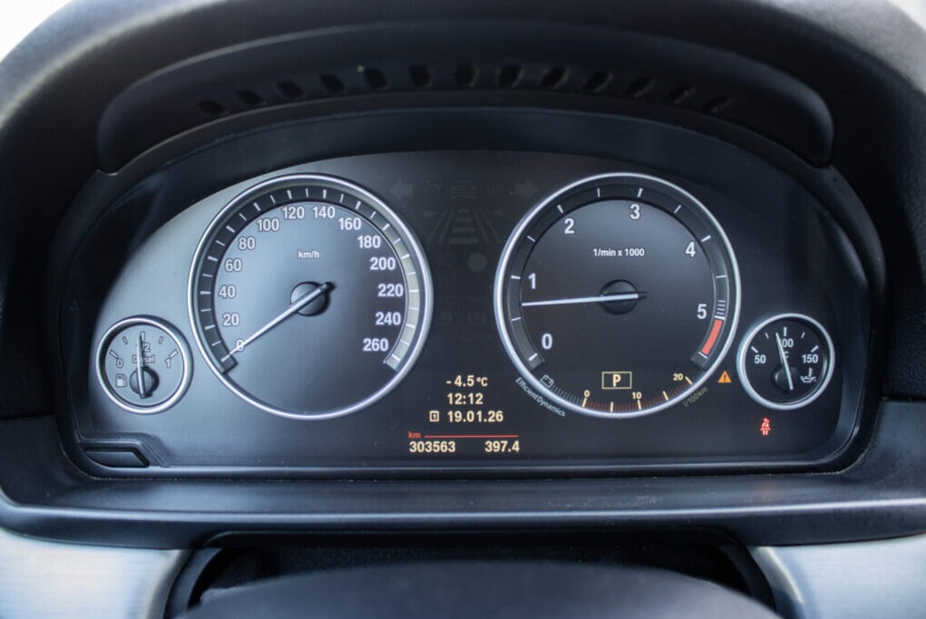 BMW 535d, 220kW (2012) - 13