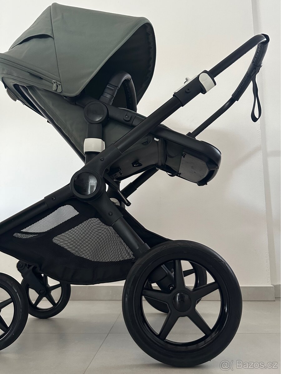 Kočárek Bugaboo Fox 3 Black & Forest Green - 13