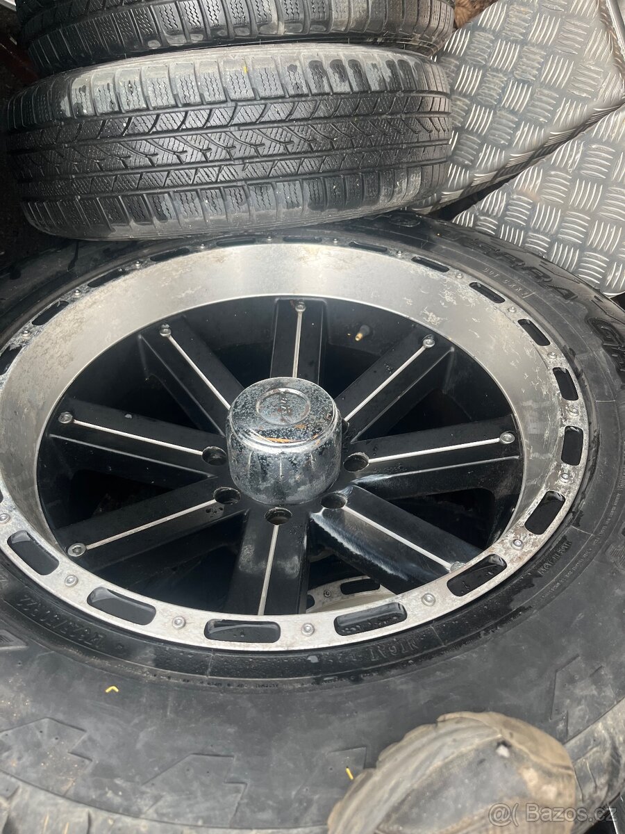 Kola 8x165,1 r22 - 13