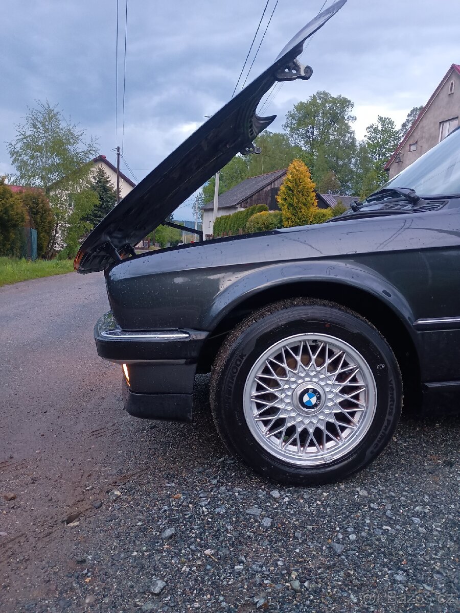 BMW E30 325i Cabrio manual - 13