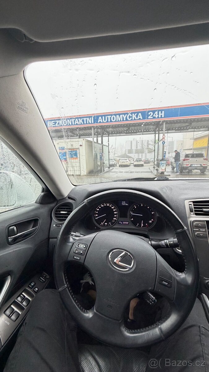 Lexus is220d - 13