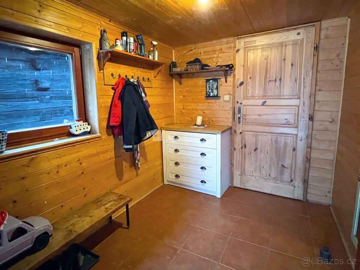Prodej dřevěnice na slunném okraji obce Halenkov - 13