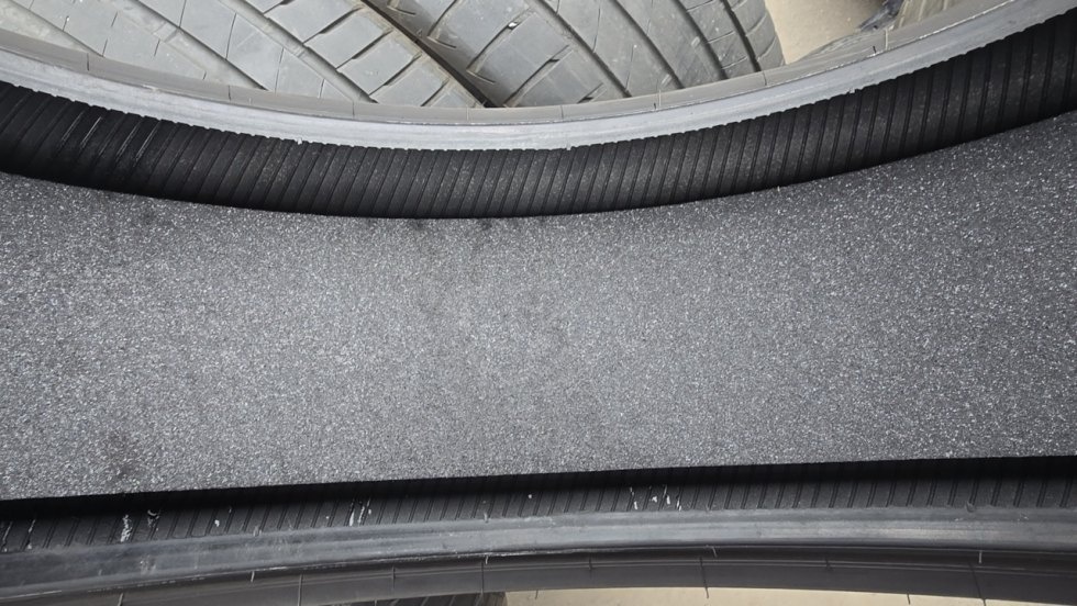 Letní pneu 255/40/20 Bridgestone - 13