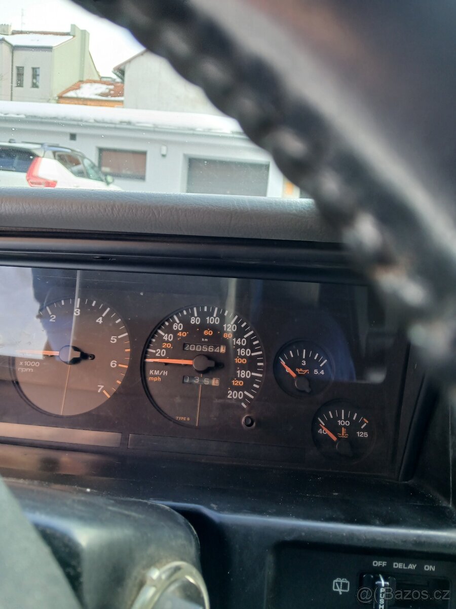 Pridam jeep grand cherokee 5.2i - 13