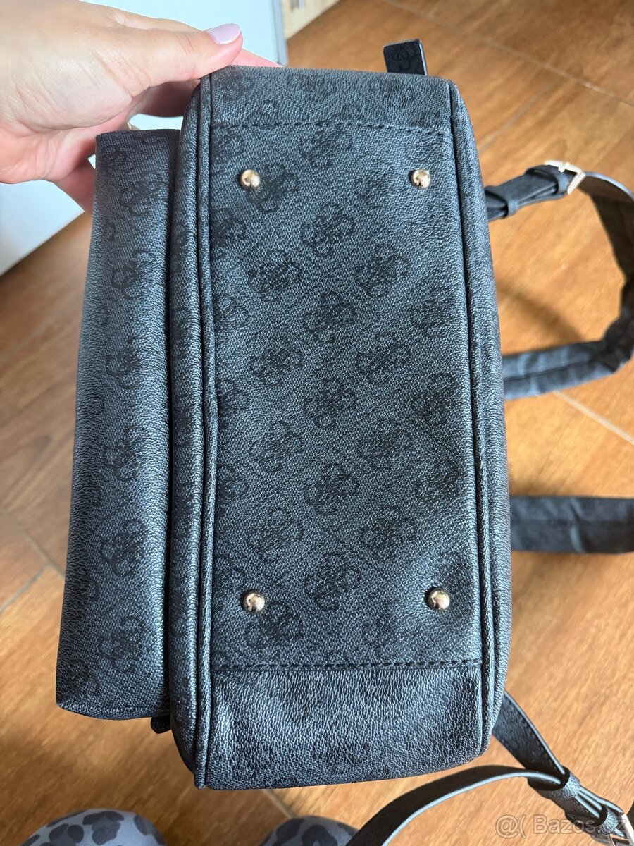 Batoh Guess velikost Large - 13
