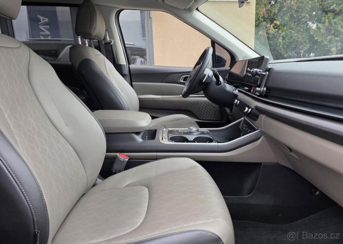Kia Carnival 2.2-9 MÍST-DPH-KŮŽE - 13