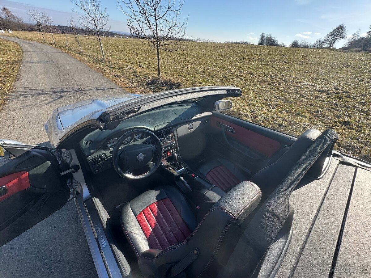 SLK 32AMG roadster - 13