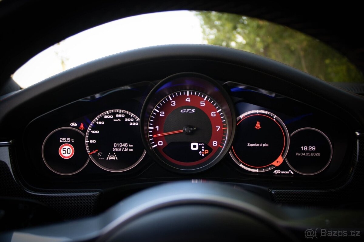 Porsche Panamera GTS / DPH / - 13