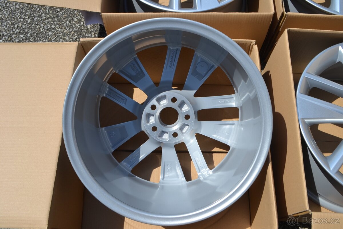Škoda Rapid, Fabia 3, O1 RS -Nové 17 orig. alu Škoda - 13
