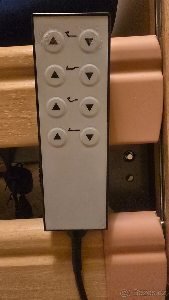 ELEKTRICKÁ POLOHOVACÍ ZDRAVOTNÍ POSTEL - 13