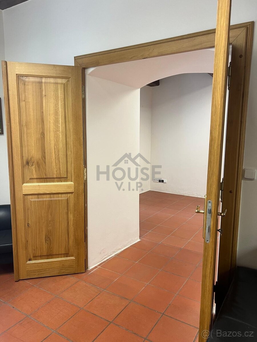 Prodej obchodního prostoru 109 m², Praha 7 - Troja. - 13