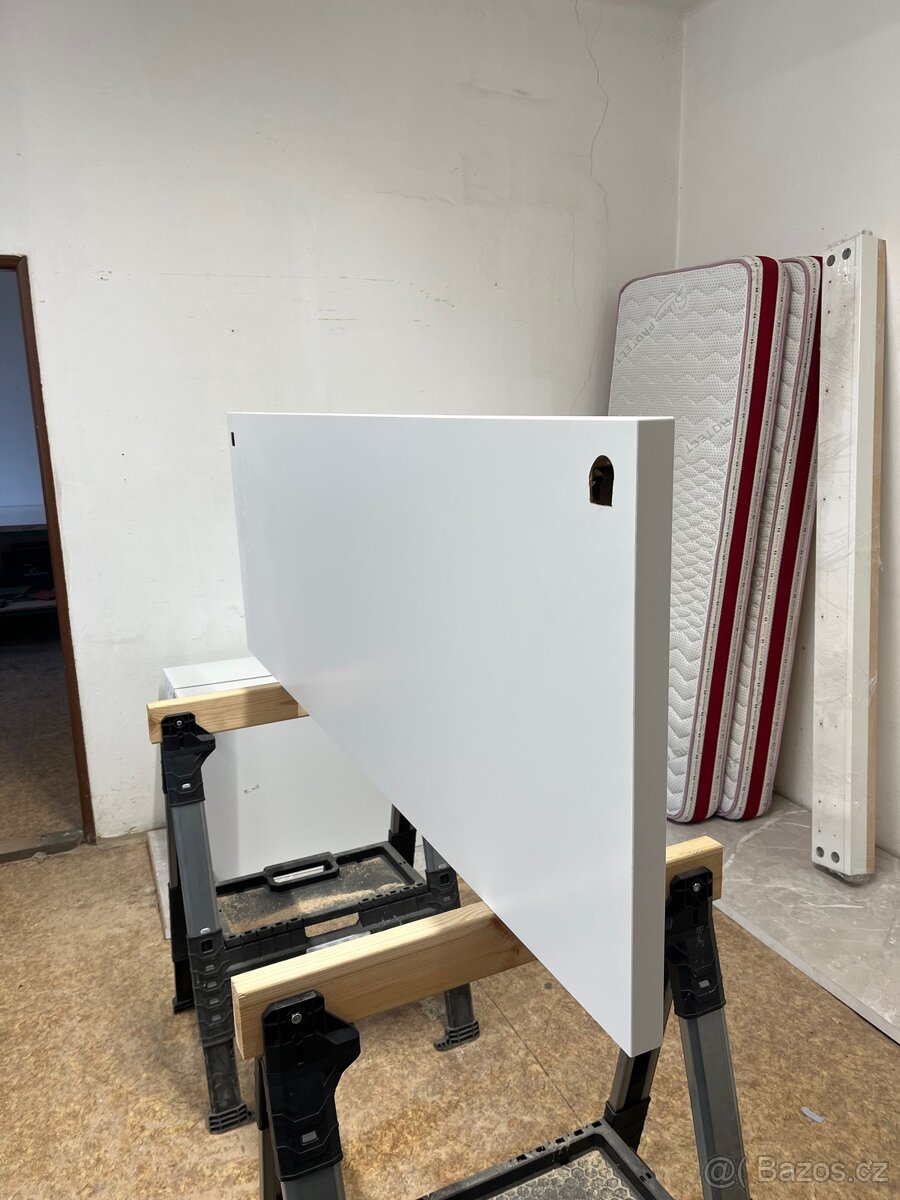 Postel Ikea MALM 160x200 - 13