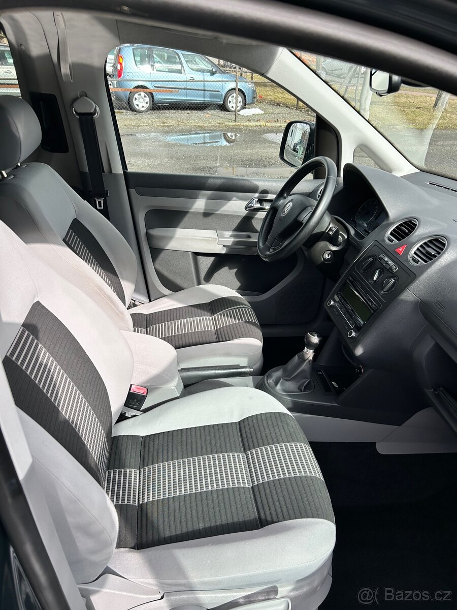 VW CADDY MAXI 1.6 MPI GARANTUJEME KM - 13