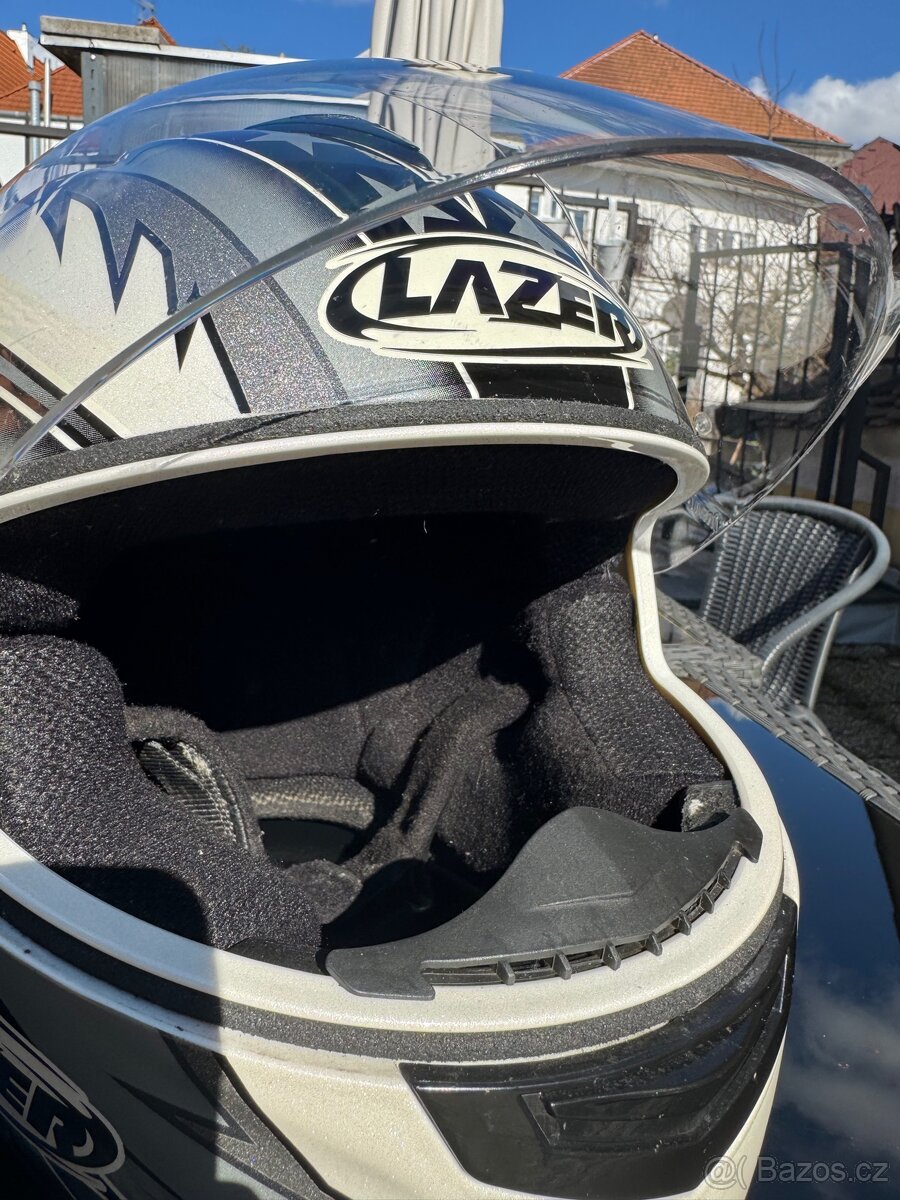 Helma na motorku - 13