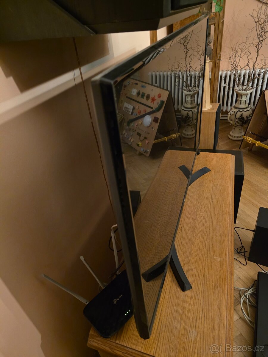 Domaci kino (reprosoustava) + LED TV LG - 13