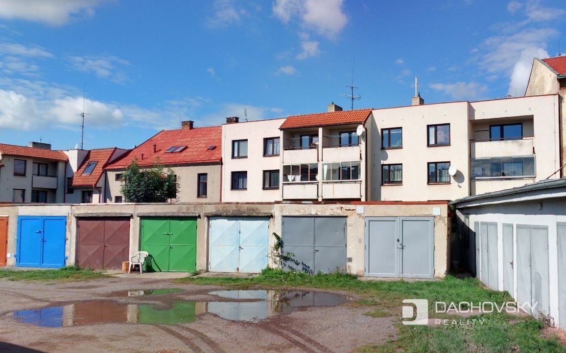 Pronájem bytu 1+1 44 m² - 13