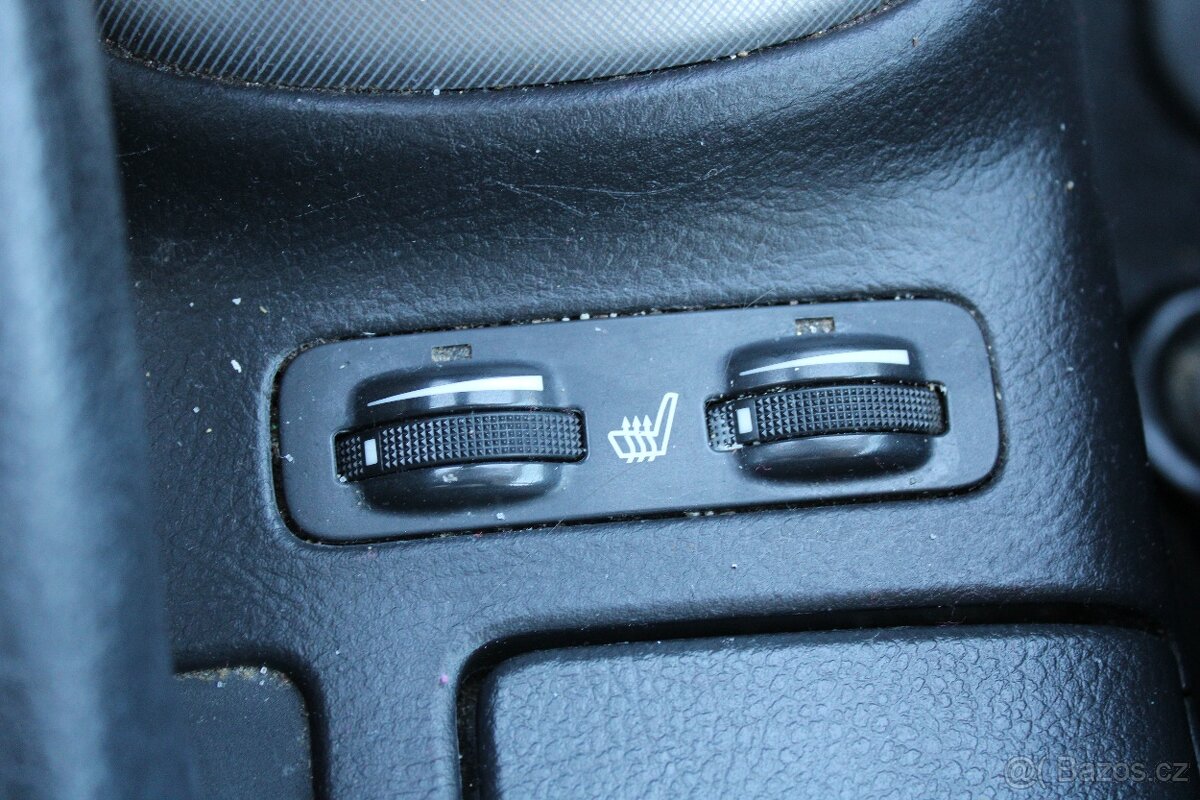 Toyota Avensis, 2,2 D4-D 110KW DIG.KLIMA,STK 4/27, r.v. 2006 - 13