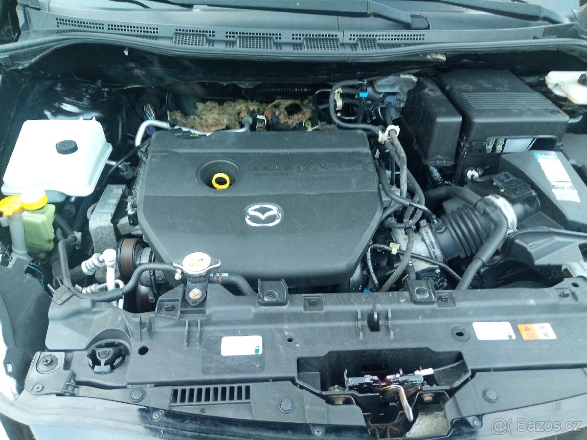 Mazda 5 - 13